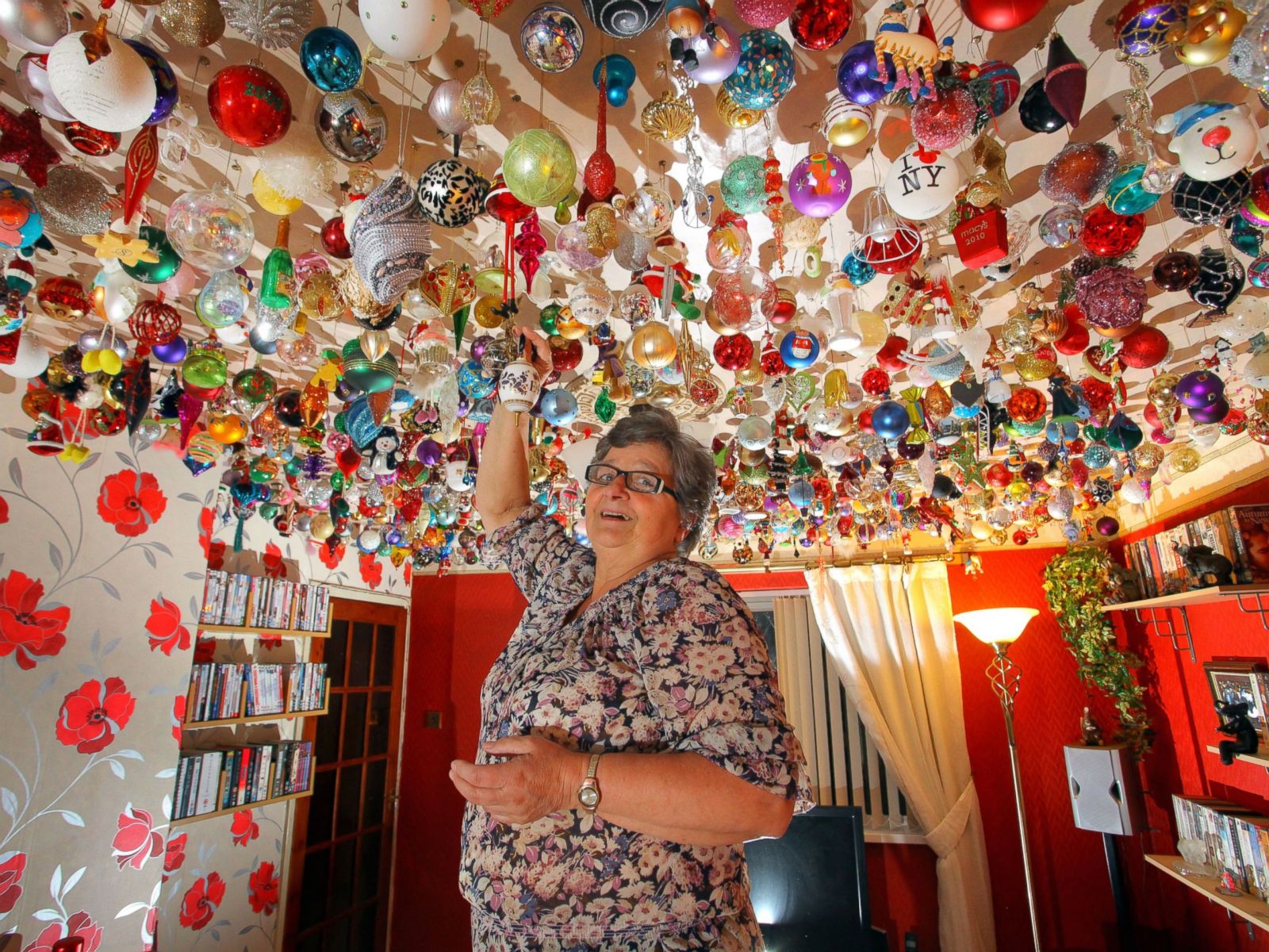 Grandmother Hangs More Than 2 000 Christmas Ornaments On Ceiling