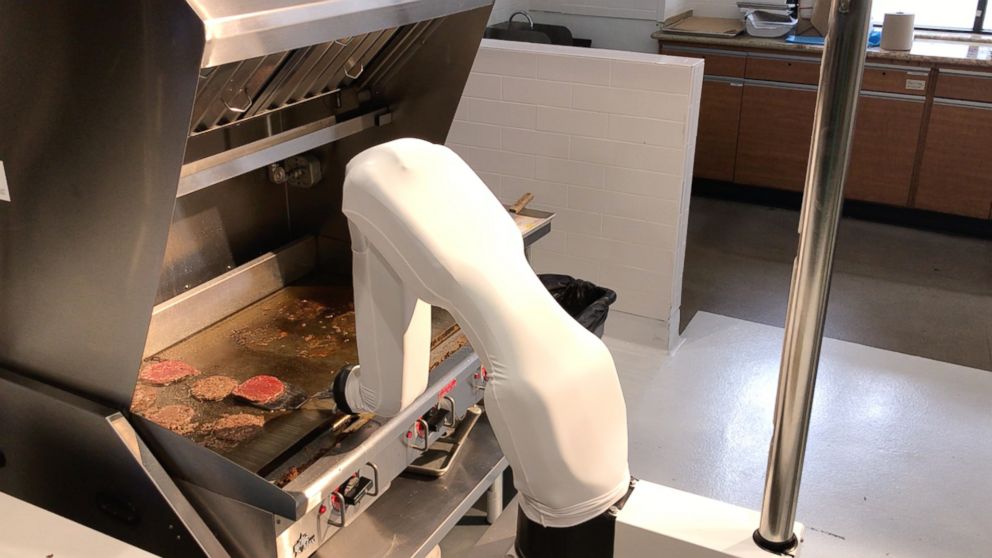 PHOTO: Robot, nicknamed Flippy, cooks burgers on its own in Pasadena, California.

