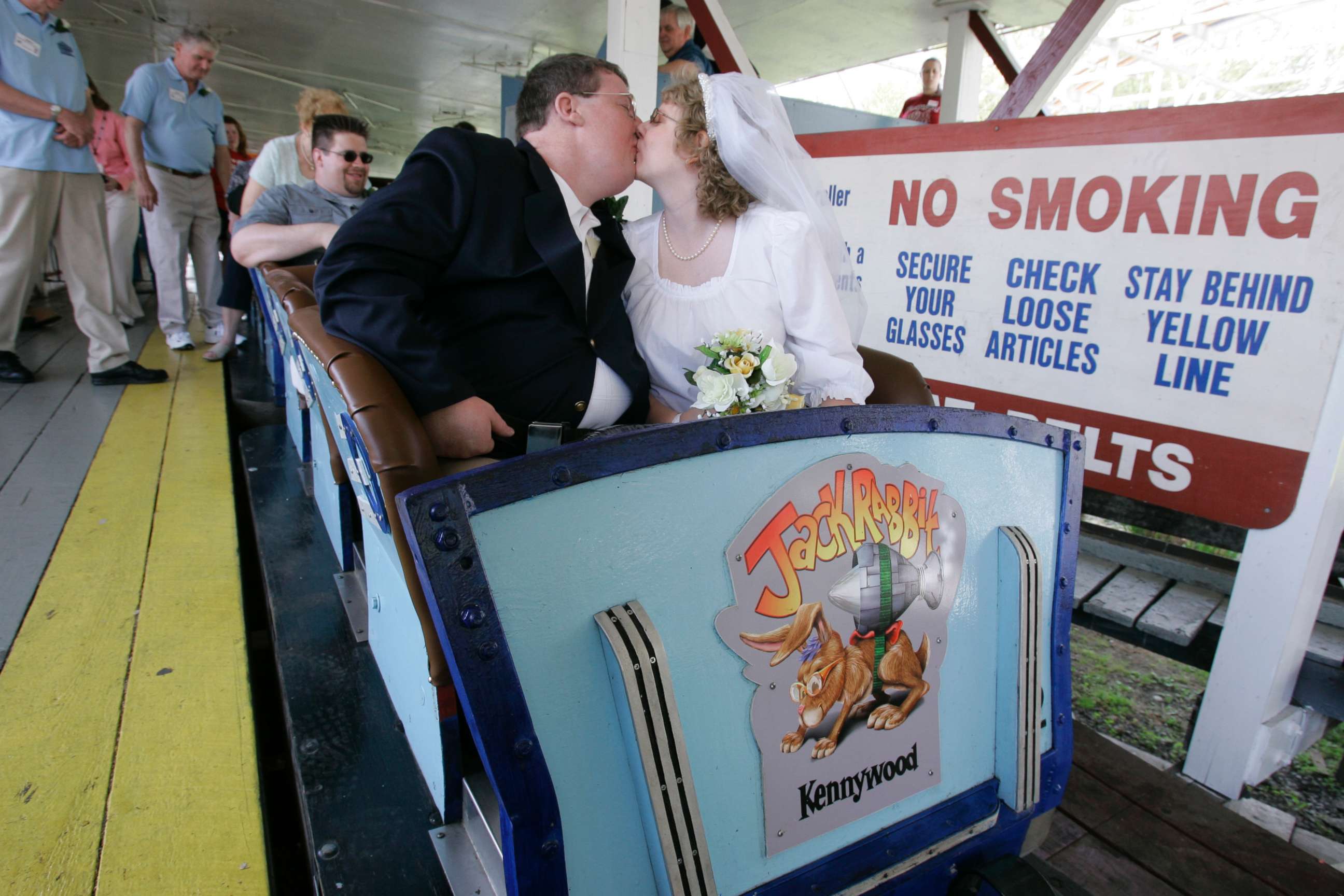 PHOTO: Brian and Pam Kanai got married on the Jack Rabbit roller coaster at Kennywood Park in West Mifflin, Penn.