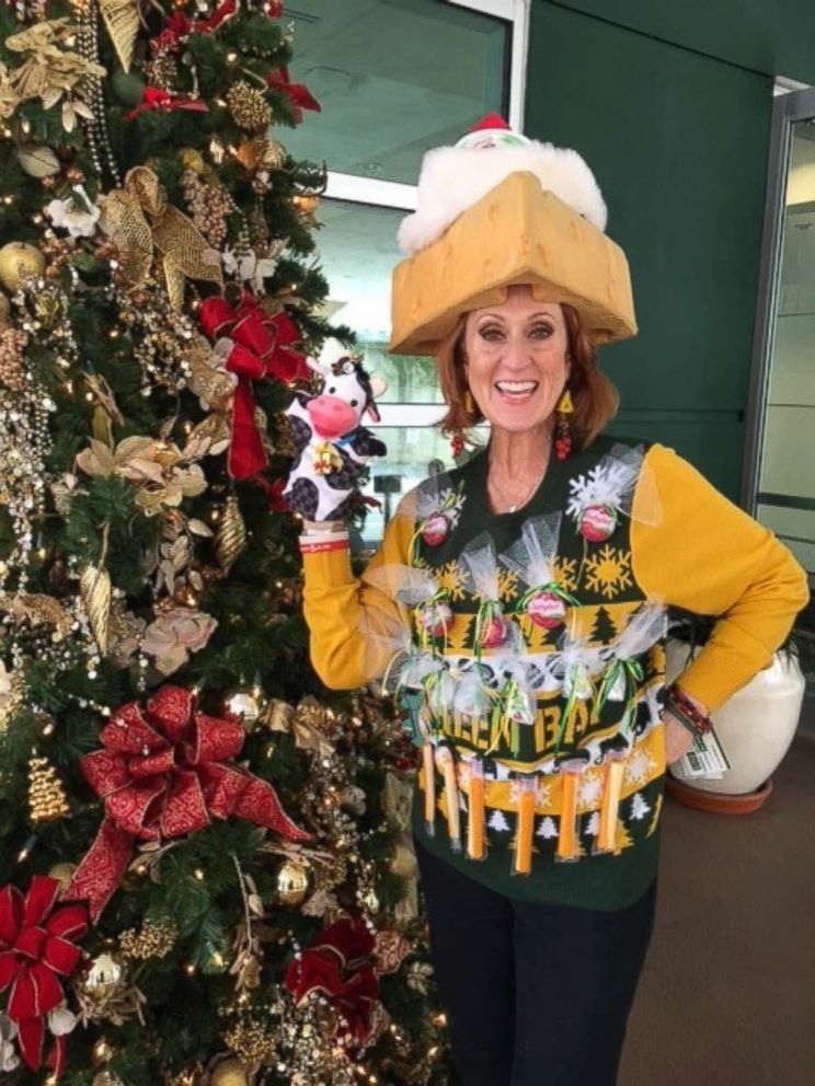 Ugly sweater contest outlet winner