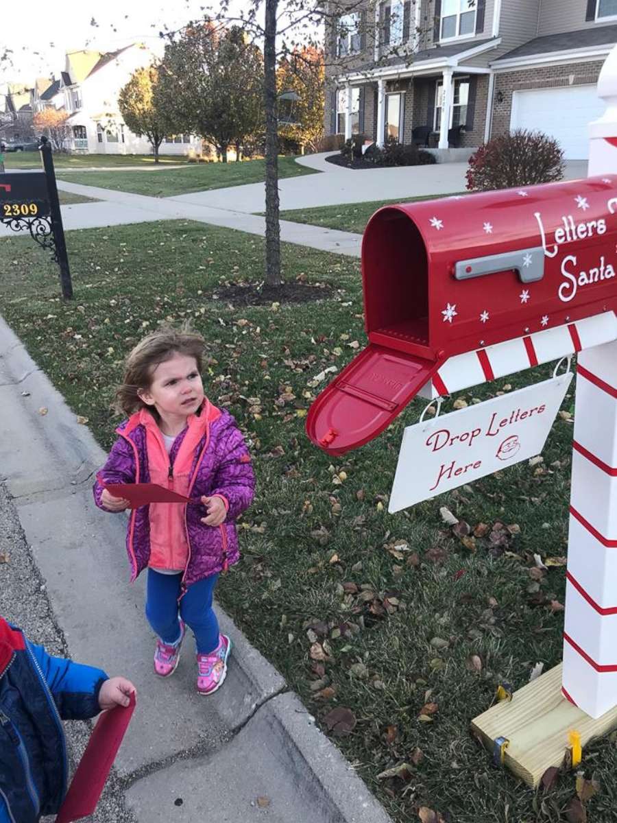 PHOTO: The Calverts' neighbor, little Piper Falli, was excited to drop off her letter to Santa.