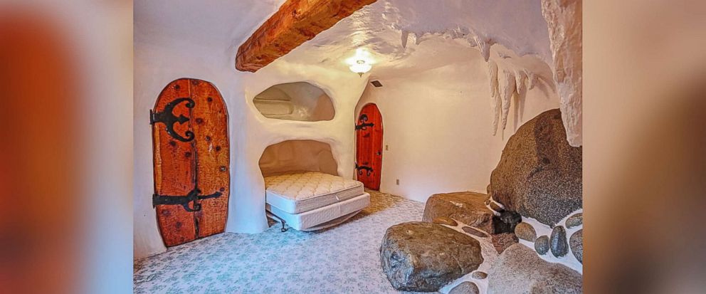 PHOTO: A bedroom inside the Olalla, Wash., home inspired by the cottage in "Snow White." It's now on sale for $775,000.