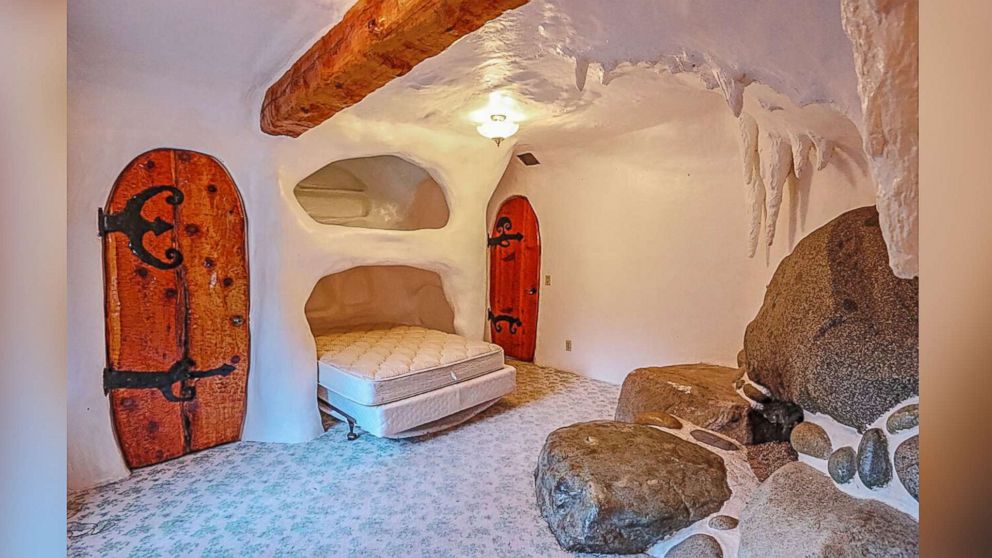 PHOTO: A bedroom inside the Olalla, Wash., home inspired by the cottage in "Snow White." It's now on sale for $775,000.