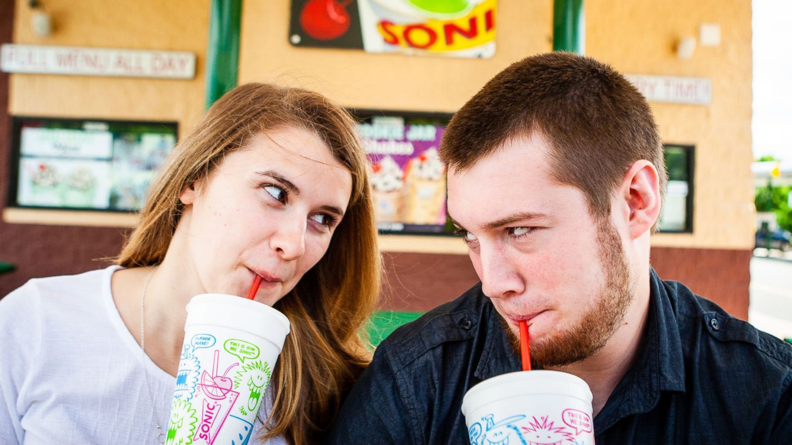 PHOTO: New Jersey couple Justin Burgoon and Julie McCutcheon took their engagement pictures at Sonic, where they met.