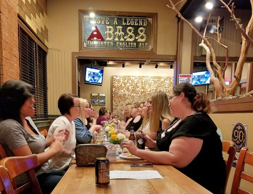 PHOTO: Women gather on March 30, 2018 at a Phoenix-area restaurant called Boulders on Southern to enjoy appetizers and timed icebreaker conversations with other moms. 