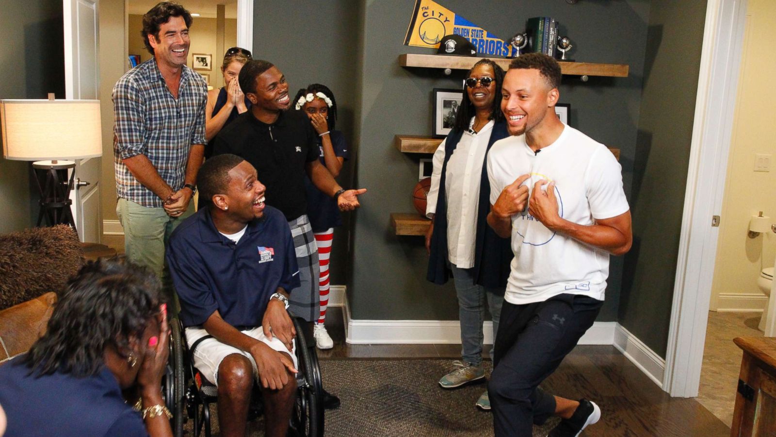 Disabled veteran surprised with new home, visit from Stephen Curry - ABC News