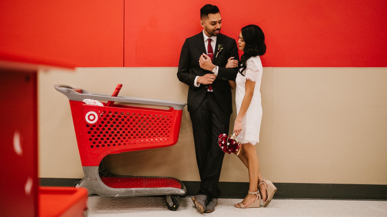 PHOTO: Newlyweds Michael Delvalle and Isabella Sablan took their wedding photos inside a North Miami, Florida-area Target.