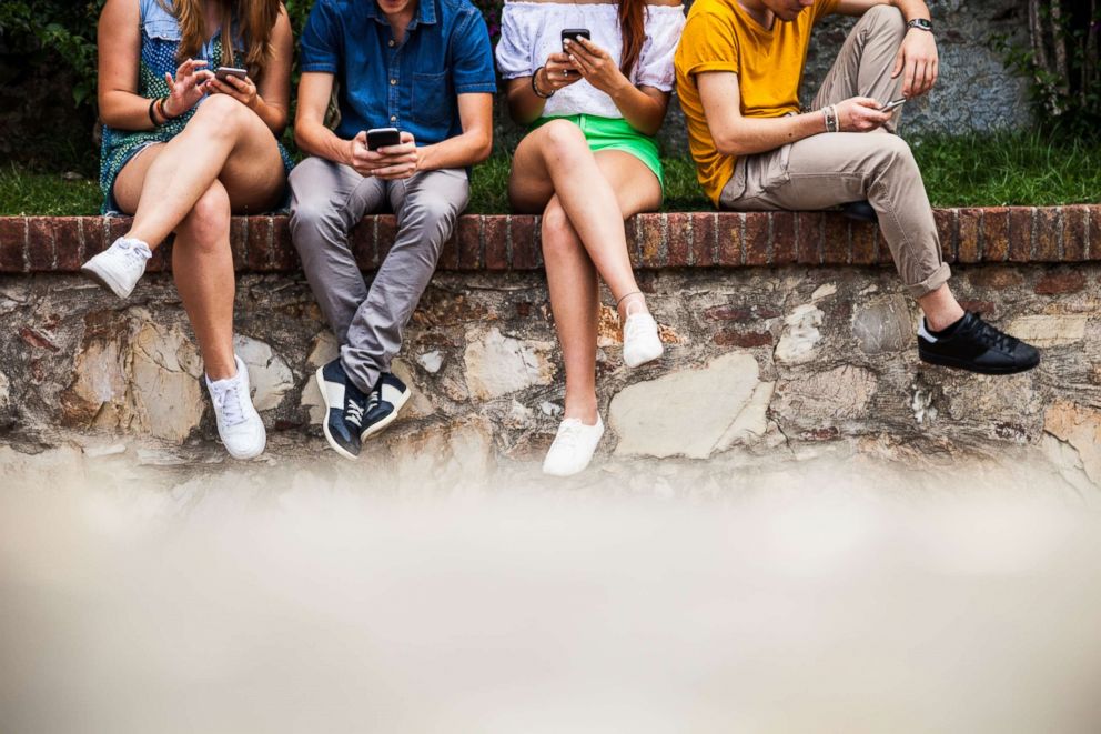 PHOTO:Teenagers on social media in an undated stock photo.