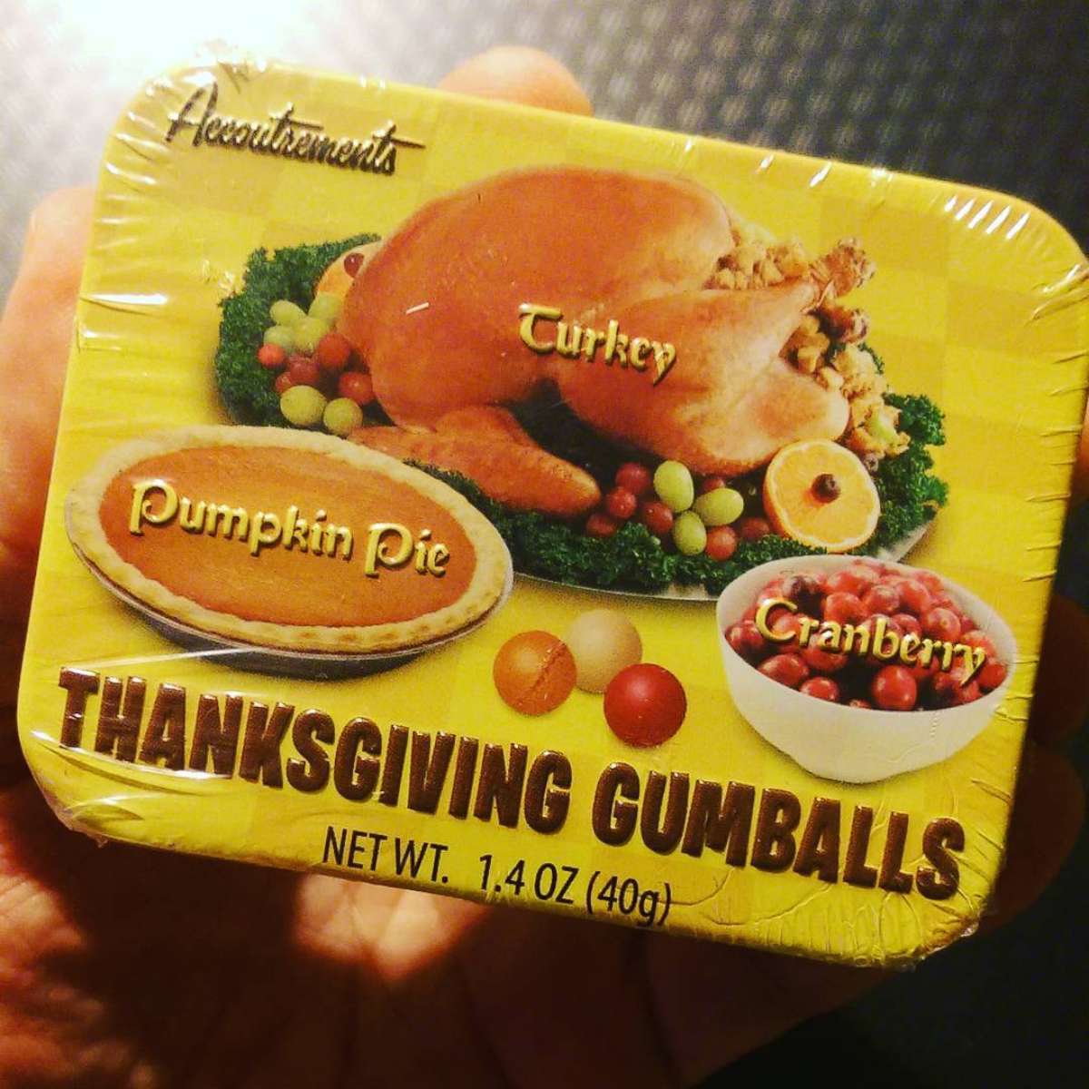 PHOTO: Thanksgiving gumballs in a variety pack tin.