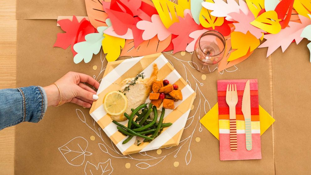 VIDEO: How to host a Thanksgiving dinner for less than $75