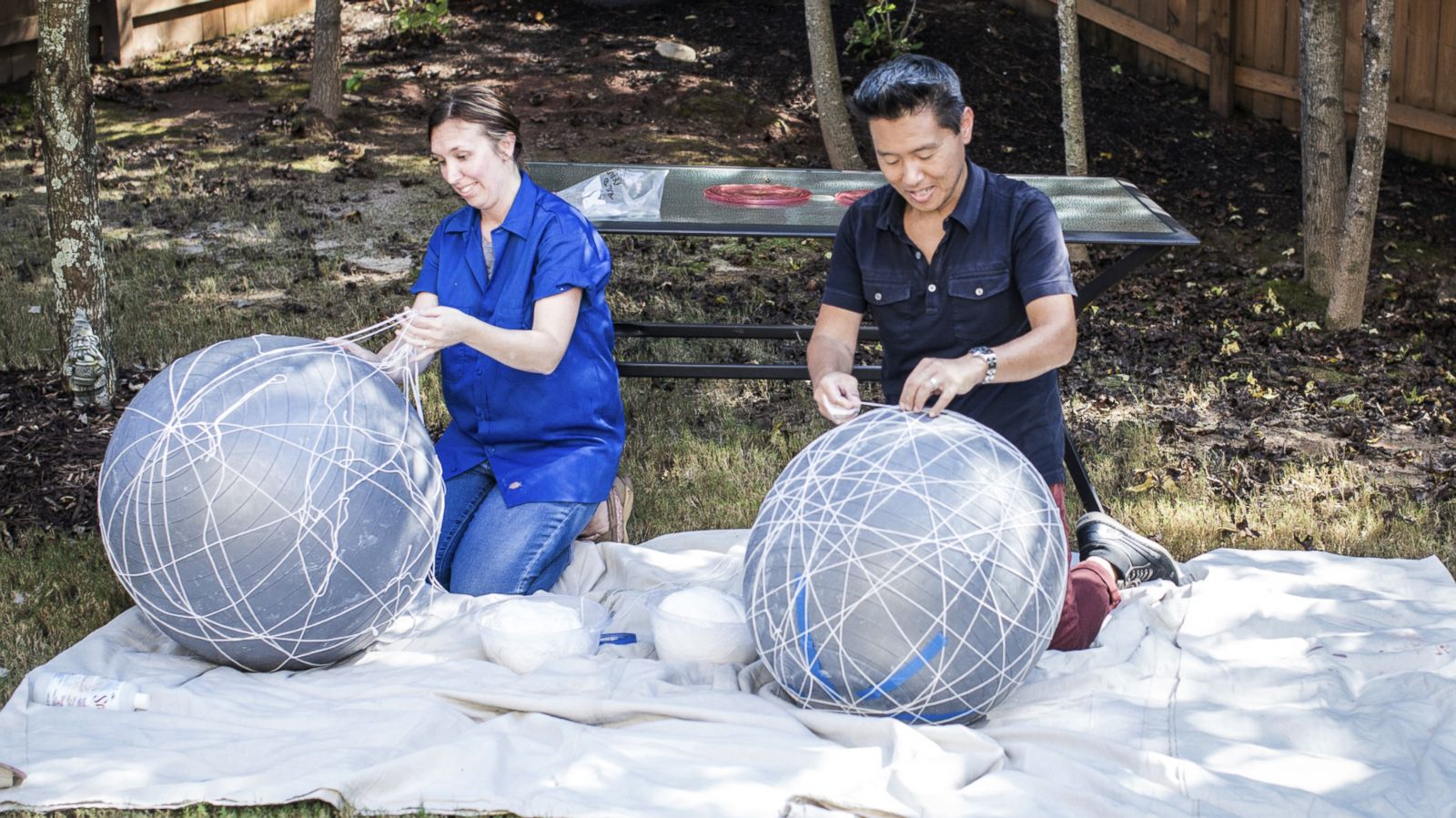 PHOTO: Vern Yip works alongside a homeowner on "Trading Spaces."