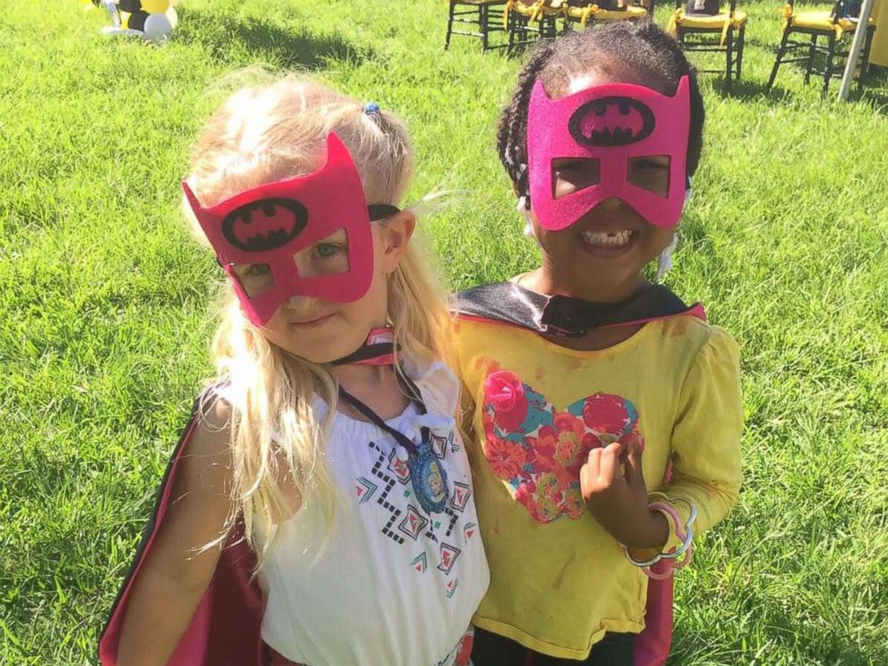 PHOTO: 4-year-olds Jia Sarnicola and Zuri Copeland of Miami believe they are twins because they have the same birthday and the same soul, Jia said.