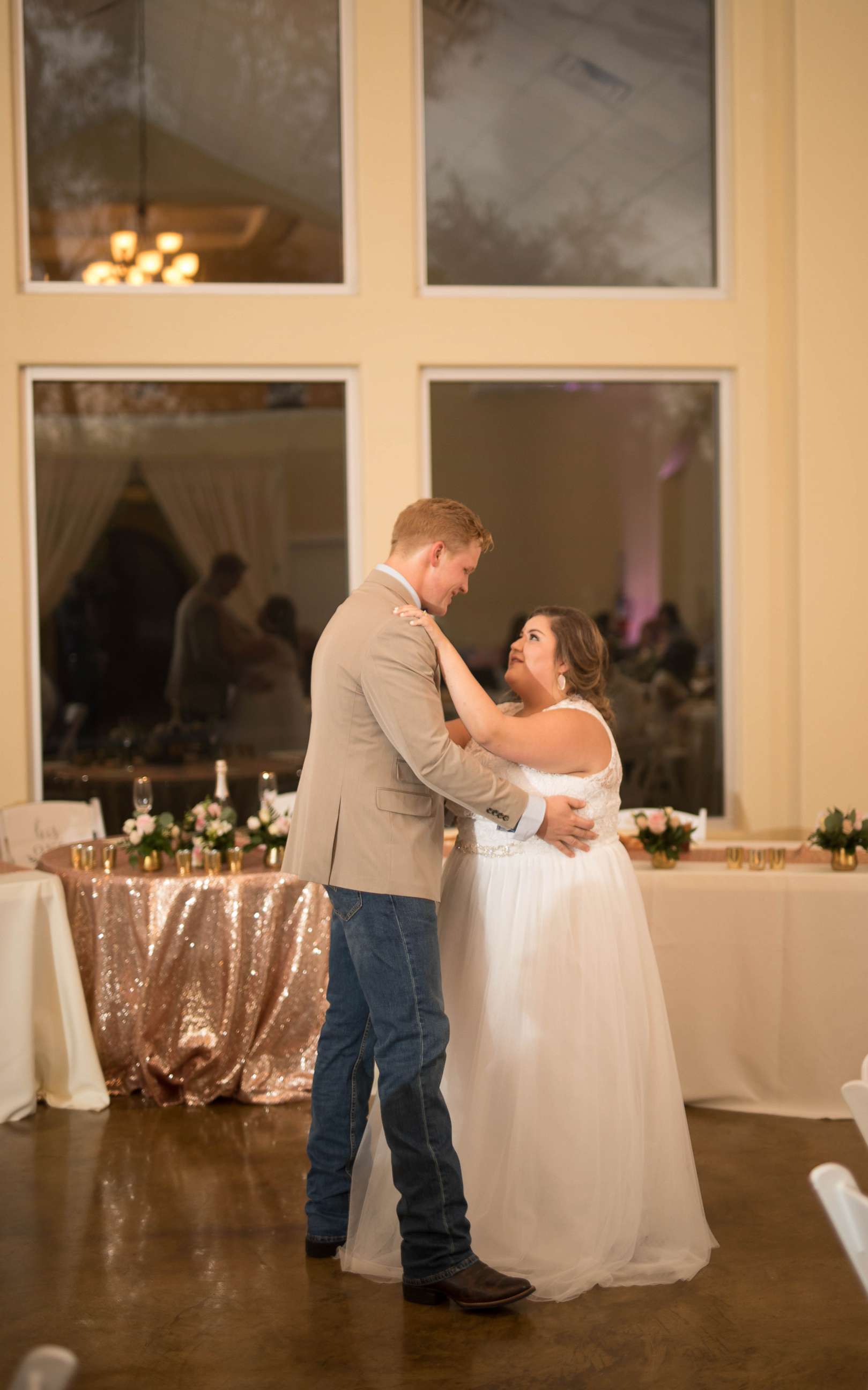 PHOTO: Chloe and Timothy Waterreus of Kingwood, Texas, were surprised with a free dream wedding after their home and original wedding plans were ruined by the storm.