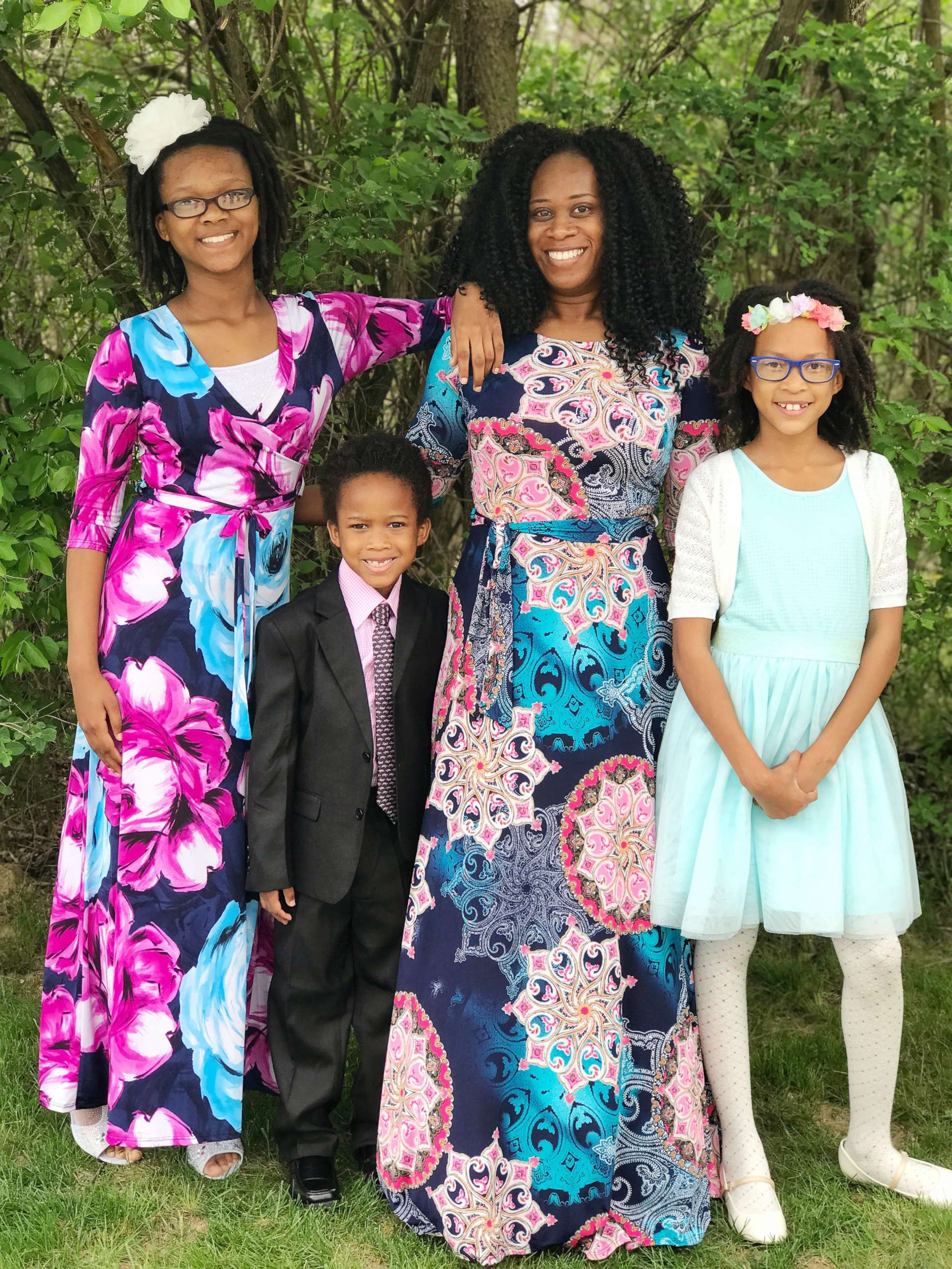 PHOTO: Darcel White, of Dayton, Ohio, poses with her children Nakiah, 12, Samuel, 7, and Ava, 10.
