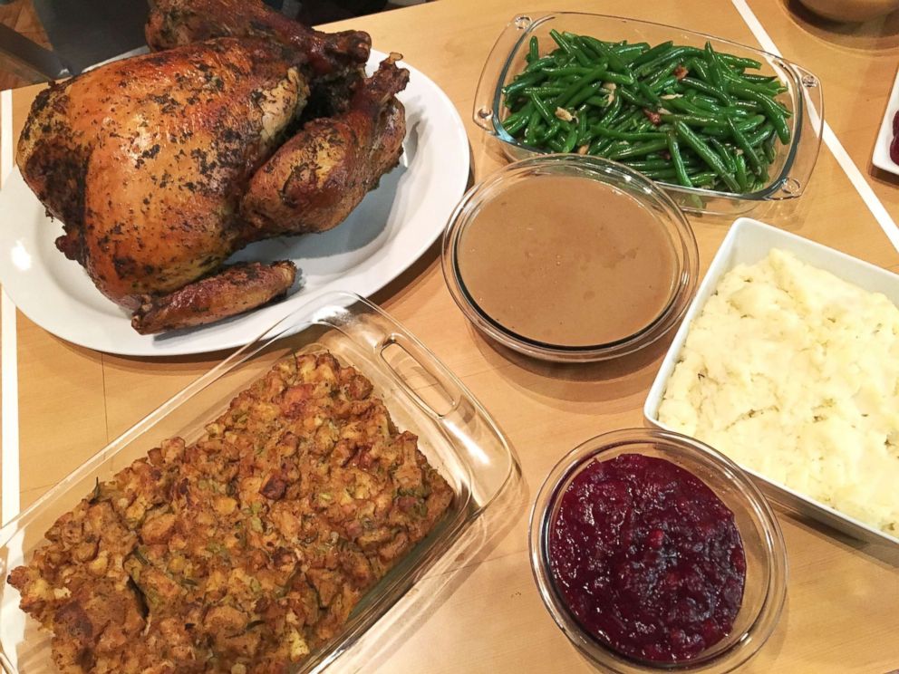 PHOTO: "Good Morning America" tried out a prepared meal for Thanksgiving dinner from Whole Foods.