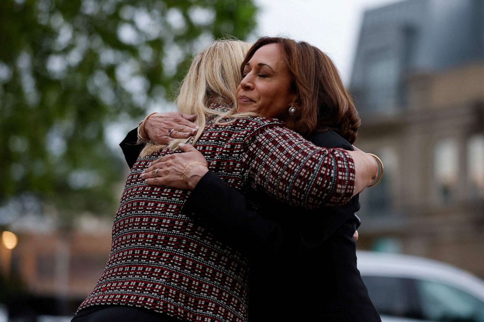 PHOTO: Vice President Kamala Harris hugs Highland Park Mayor Nancy Rotering as she makes a visit to the site of a mass shooting in Highland Park, Ill., July 5, 2022.