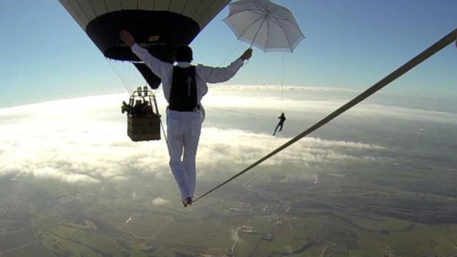 VIDEO: French Daredevils Attempt Heart-Stopping Hot Air Balloon Walk