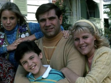 'Wonder Years' Stars Recall First Kiss on the Show