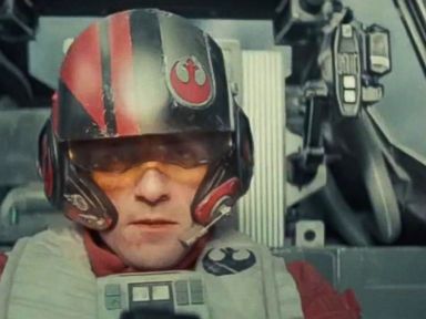 Secrets Revealed in First 'Star Wars: The Force Awakens' Trailer