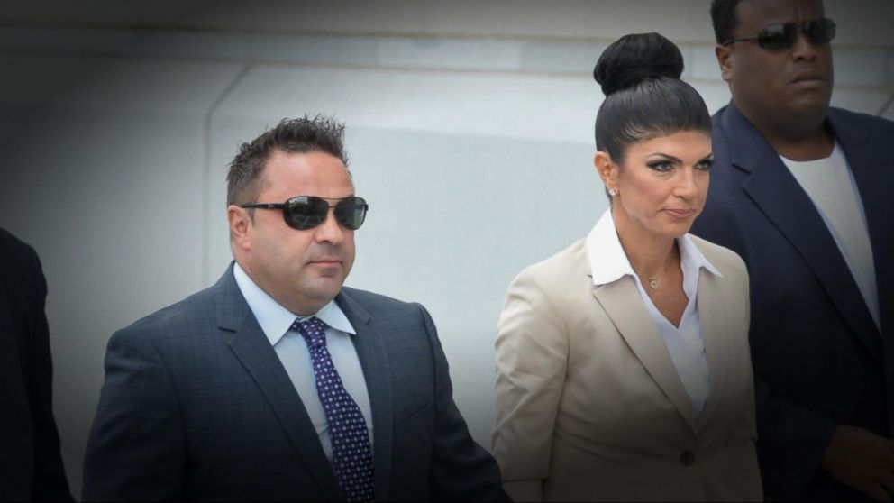 Video Teresa Giudice In Prison: What Her Life Is Like Behind Bars - ABC ...