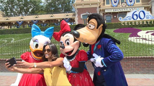 Video Celebrating Disneylands 60th Anniversary Abc News