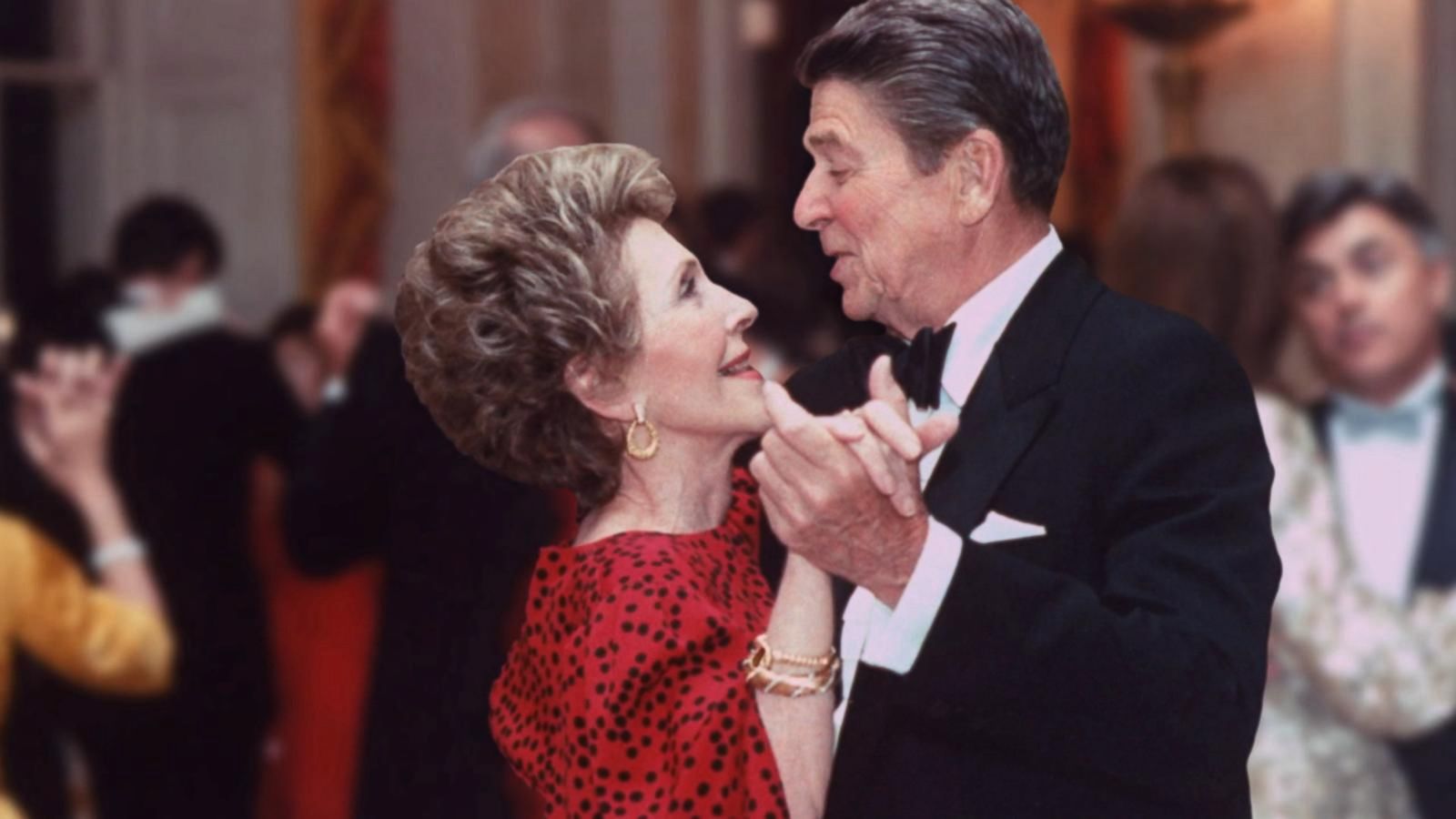 Nancy Reagan 2021 Husband, net worth, tattoos, smoking & body ... image photo