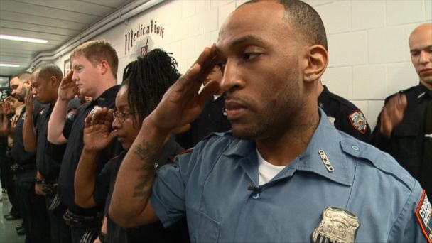 Video A Day In The Life Of A Rikers Correction Officer Abc News