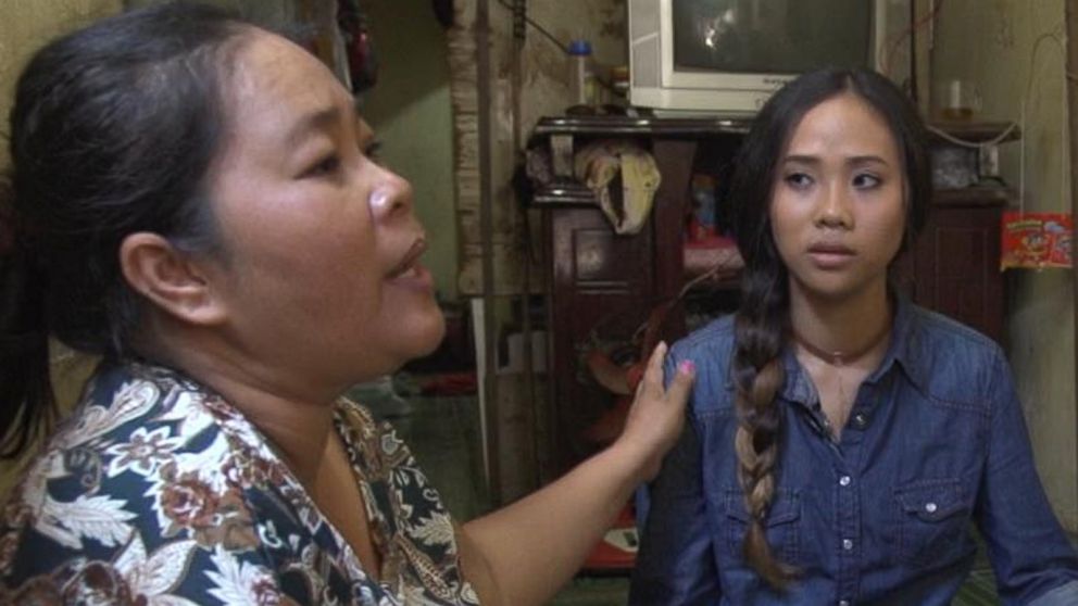 Cambodian Sex Trade Survivor Confronts Her Past Part 2 Video Abc News 7823