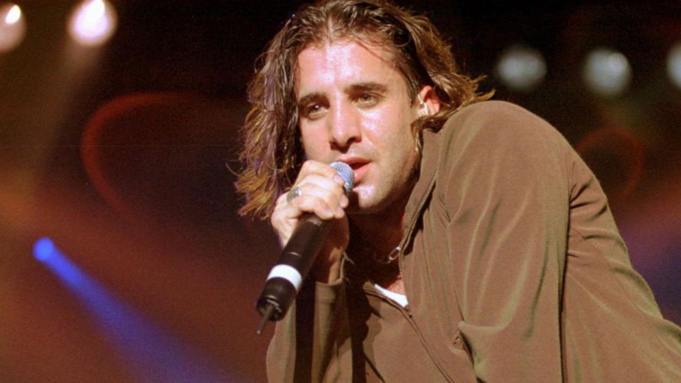 Creed front man Scott Stapp talks overcoming addiction, mental health issue...