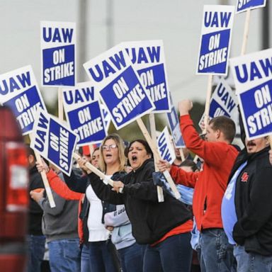 VIDEO: 10,000 John Deere employees are latest US workers to strike in tightening economy 