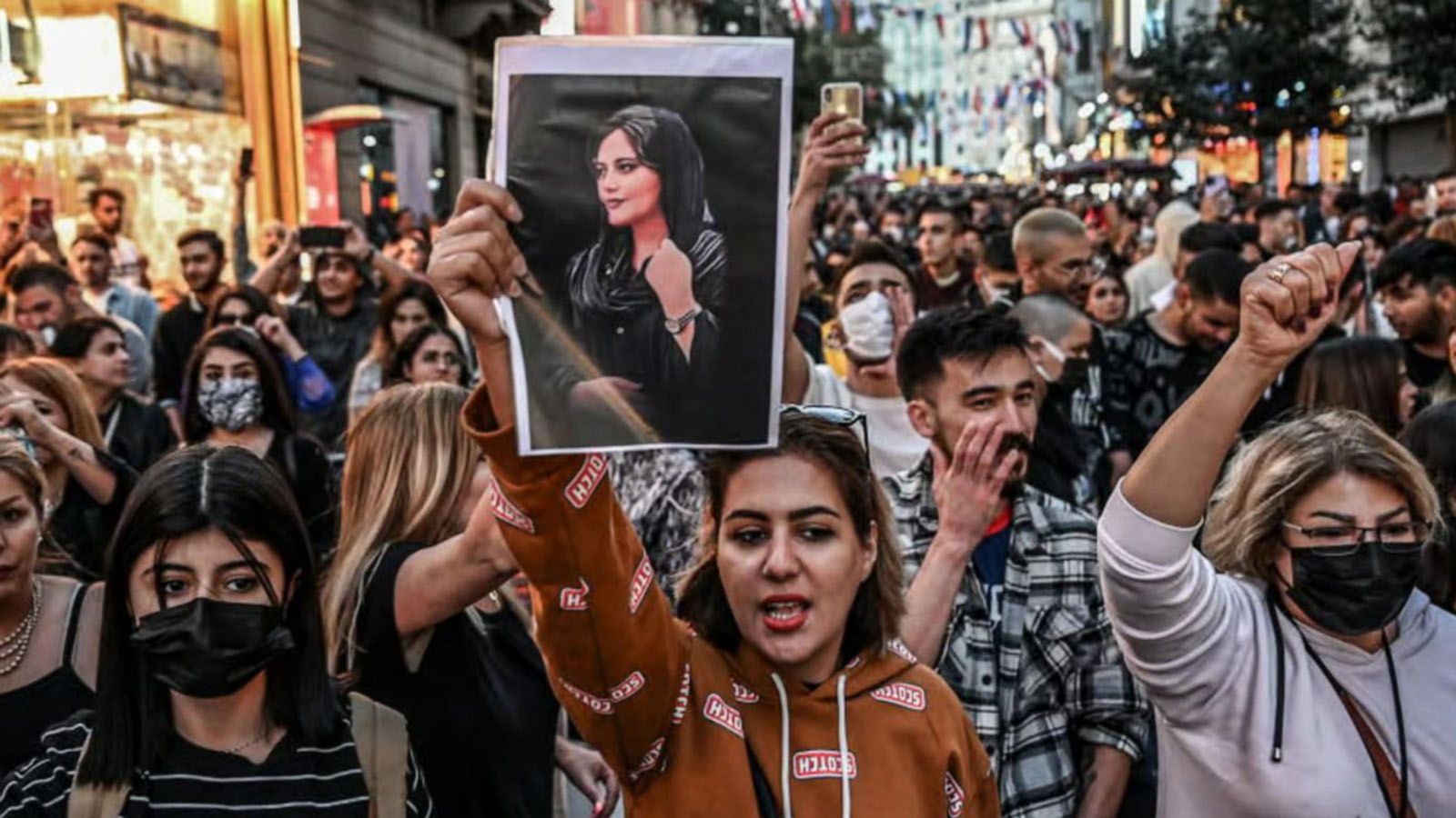 Protests Turn Deadly As Iranians Demand Justice For Mahsa Amini Good Morning America 
