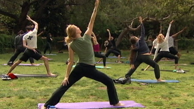 Lululemon recalls 318,000 yoga tops with dangerous drawstrings