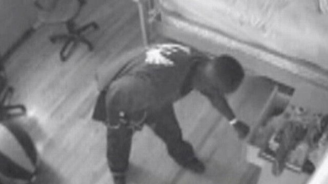 Burglary Victims Catch Thieves With Home Surveillance Cameras - ABC News