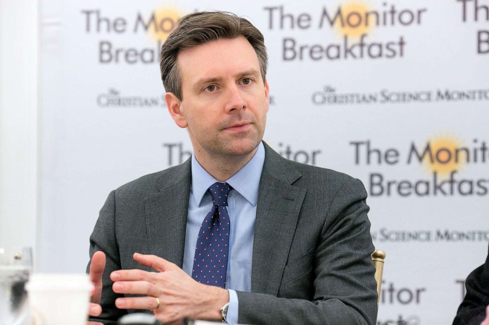 PHOTO: Josh Earnest speaks at the St. Regis Hotel, on January 18, 2017 in Washington, DC.