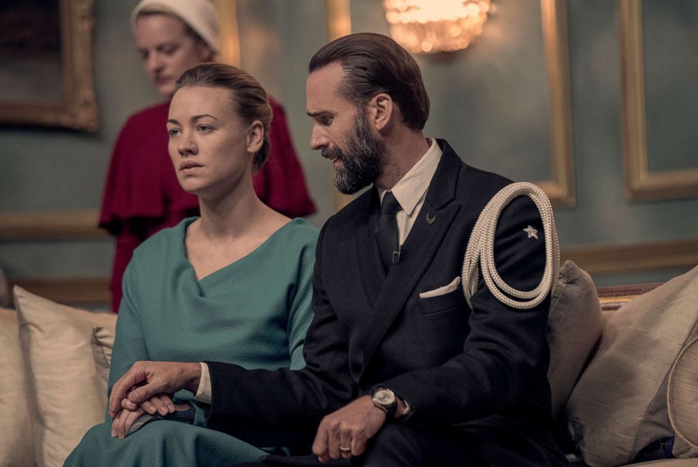 PHOTO: Elisabeth Moss as June, Yvonne Strahovski as Serena and Joseph Fiennes as Fred, in an episode of "The Handmaid's Tale."