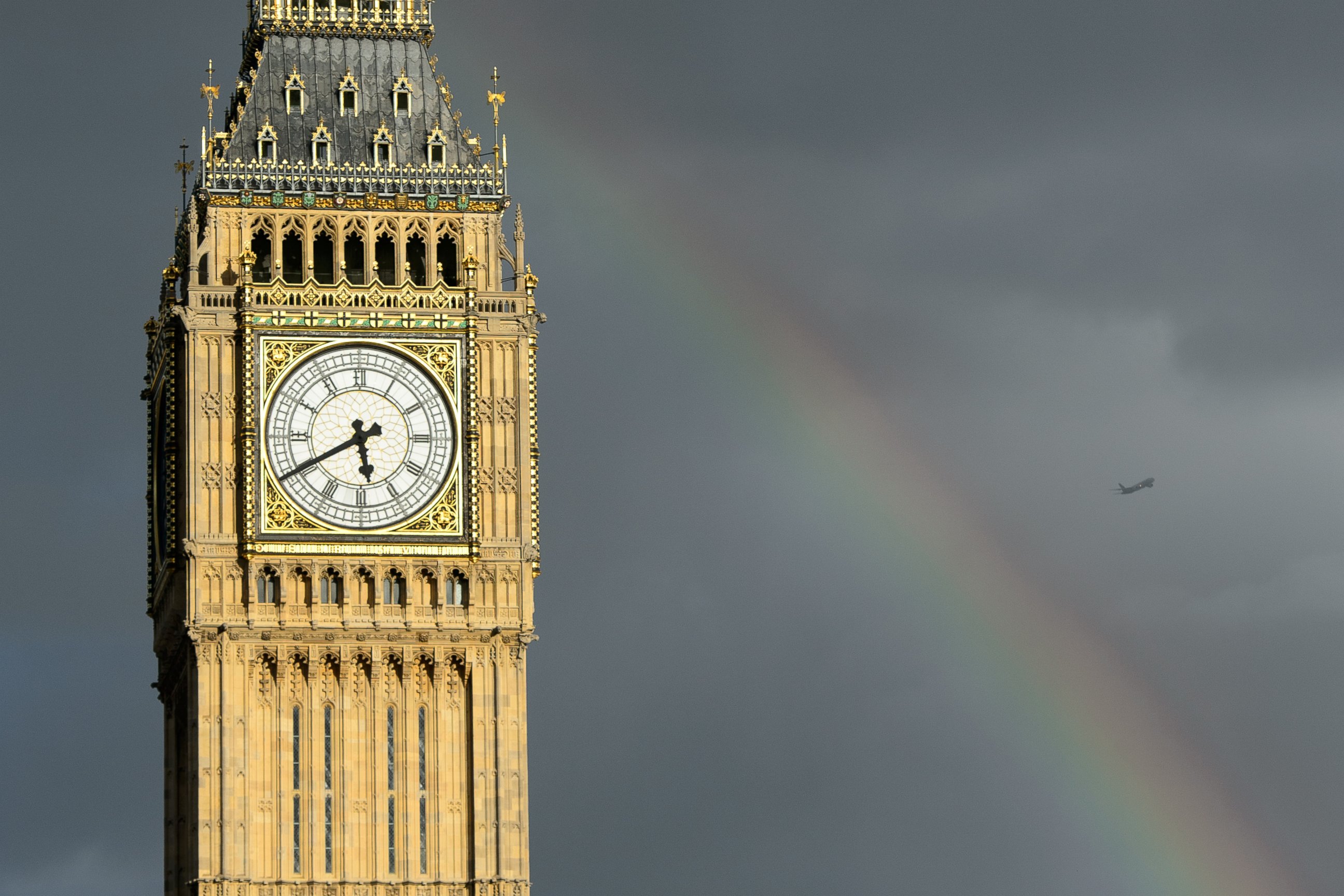 PHOTO: A rainbow appears over Saint Stephen's Tower, widely mistakenly known as Big Ben, September 16, 2013, in London.  