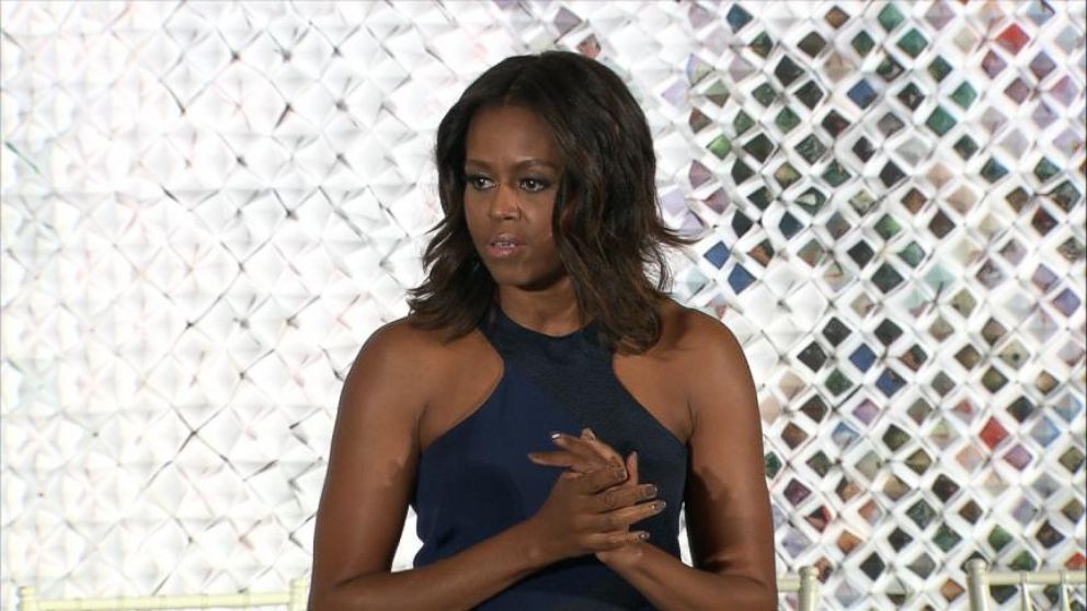 Video Michelle Obama Plugs Spanx Hosiery - ABC News