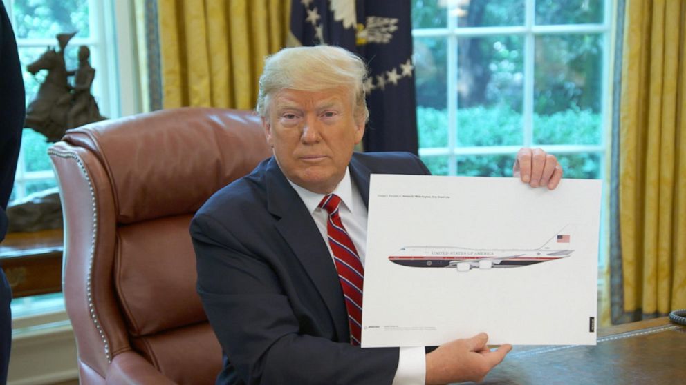 Trump reveals his new patriotic look for Air Force One