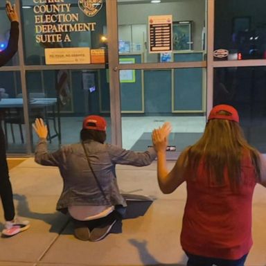 VIDEO: Women pray outside Nevada election office