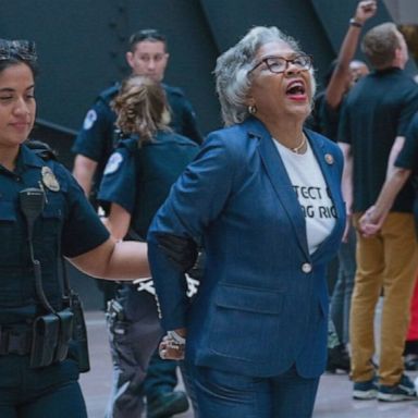 VIDEO: Rep. Joyce Beatty arrested for protesting on Capitol Hill