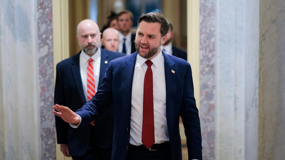 PHOTO: Senate Votes On Venezuela War Powers