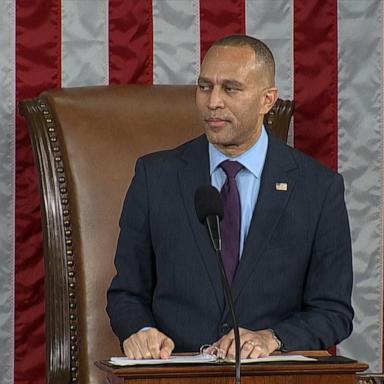 VIDEO: Hakeem Jeffries addresses the 119th Congress following speaker vote