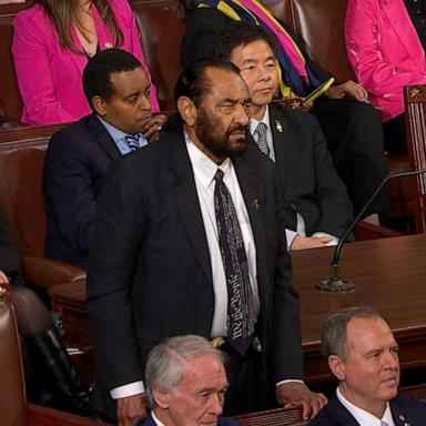 VIDEO: Johnson tries to bring chamber to order, has Democrat removed during Trump speech