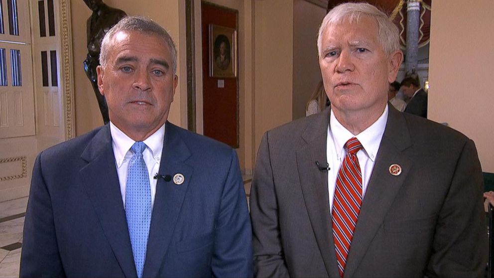 PHOTO: Ohio Rep. Brad Wenstrup and Alabama Rep. Mo Brooks appear on "Good Morning America," June 15, 2017.