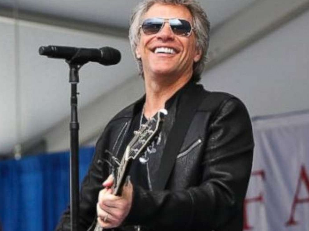PHOTO: Jon Bon Jovi surprised 2,600 students at Fairleigh Dickinson Universitys commencement ceremony with a performance of his song, Reunion at MetLife Stadium in New Jersey, May 16, 2017.