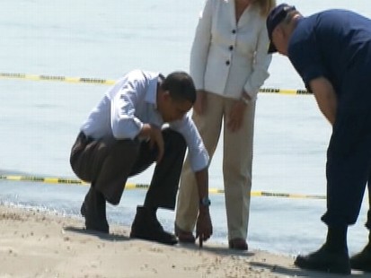 Video of President Barack Obama touring Gulf Coast oil spill damage.