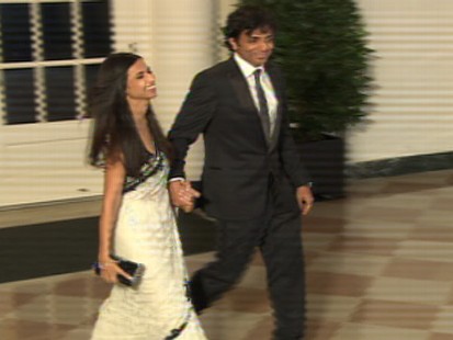 ABC News video of guests arriving at Obama State Dinner.