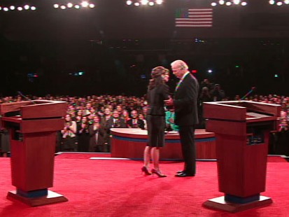 photo of joe biden and sarah palin at vp debate in st. louis