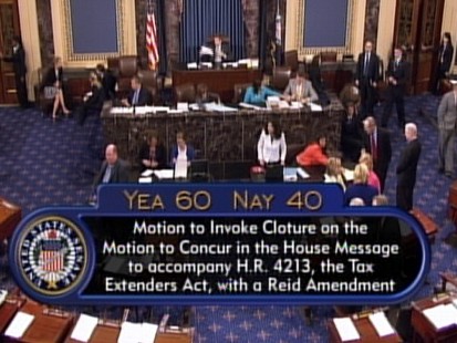 Video: Uemployment benefits extension advanced in Senate.