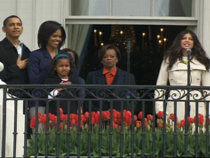 Video of singer Fergie taking the stage at the annual White House Easter egg roll.